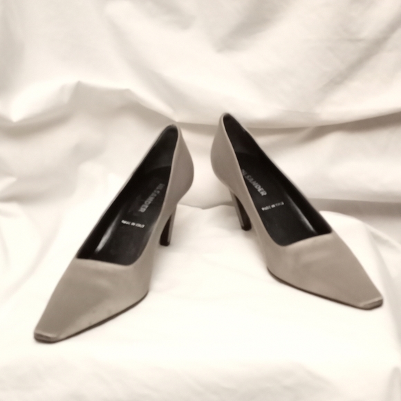 JIL SANDER Silver Satin Pointed Closed-toe Heels - Picture 9 of 12